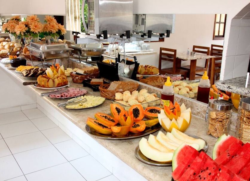 Buffet Photo