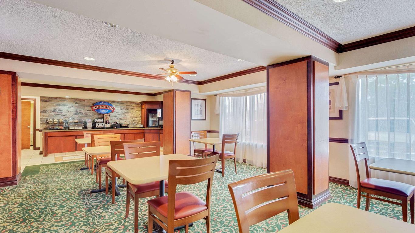 Baymont Inn & Suites Kalamazoo East