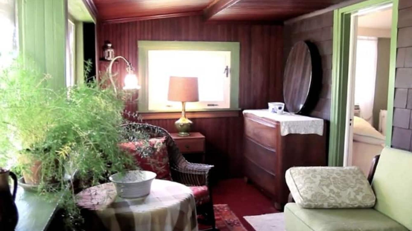 Victorian Bed & Breakfast of Staten Island