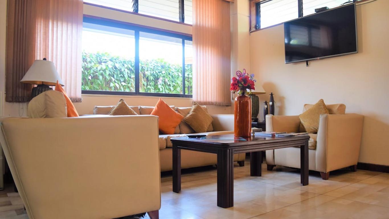 Hotel Murali - Cerca del Aeropuerto de Guayaquil