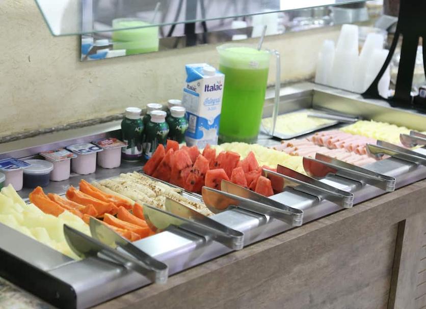 Buffet Photo