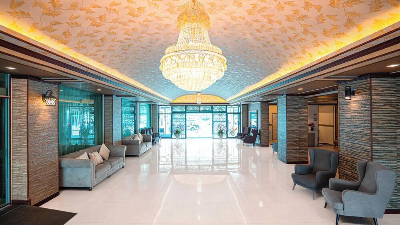 Blue Sky residence airport