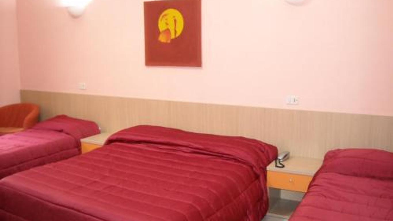 Hotel New Baby