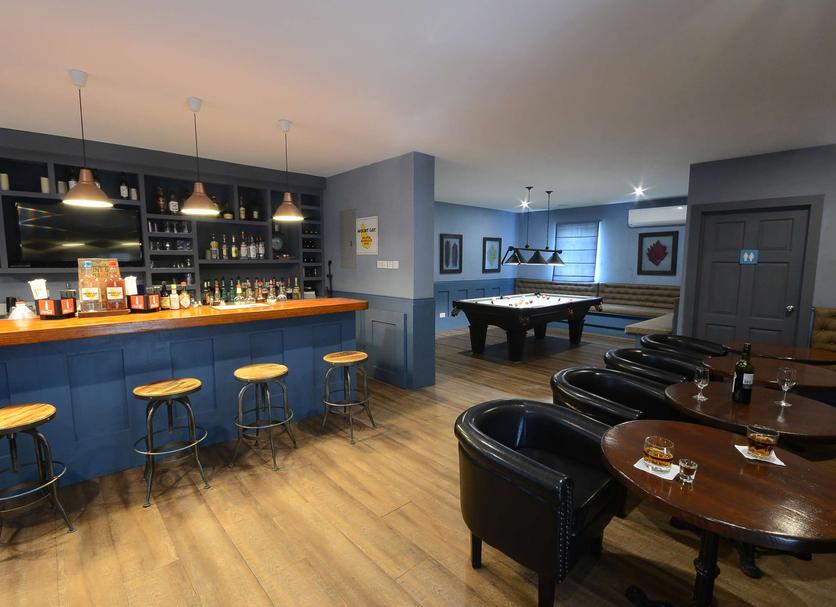 Bar Photo
