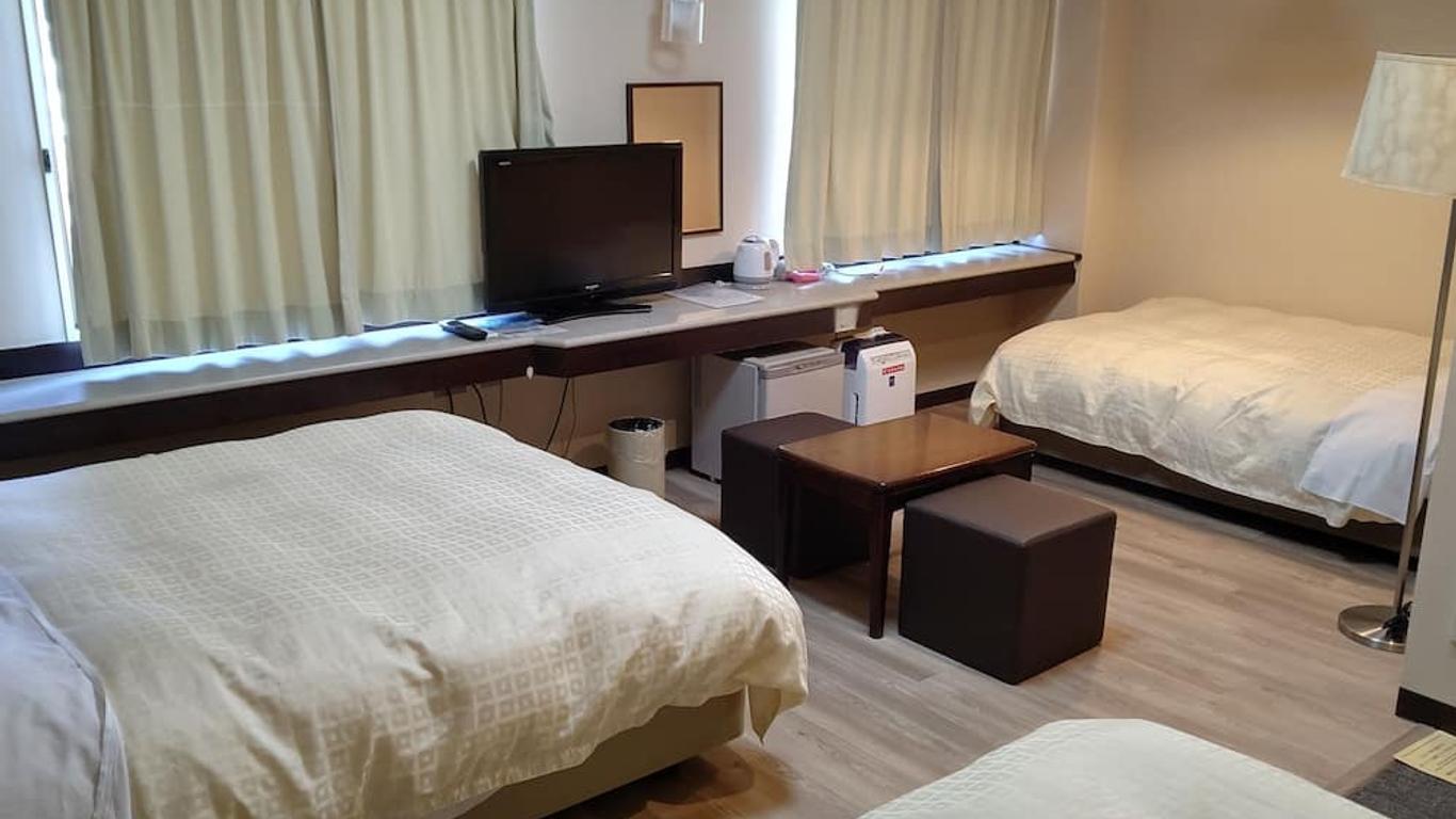 Tsuyama Central Hotel Townhouse