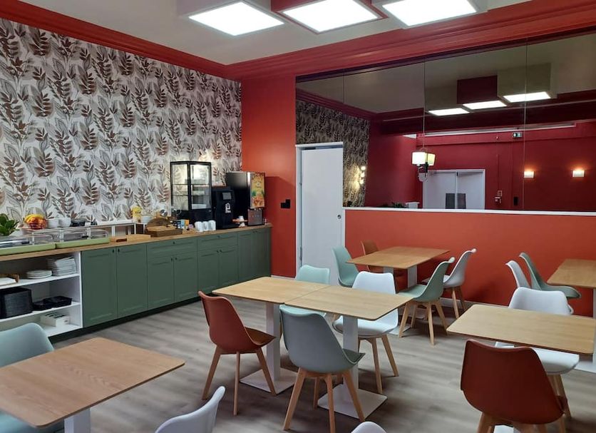 Restaurant Photo