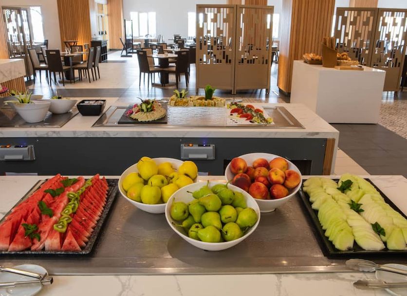 Buffet Photo