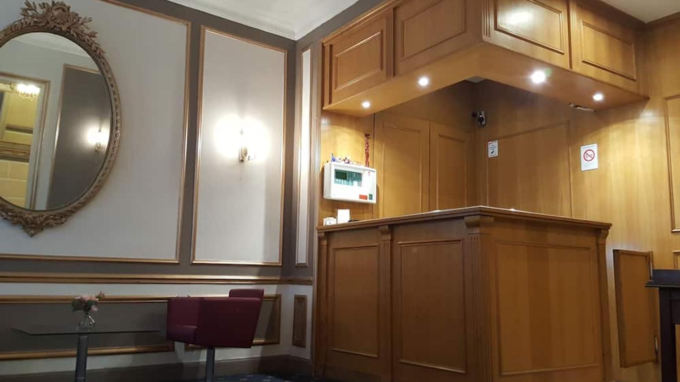 Hotel Phenix Paris