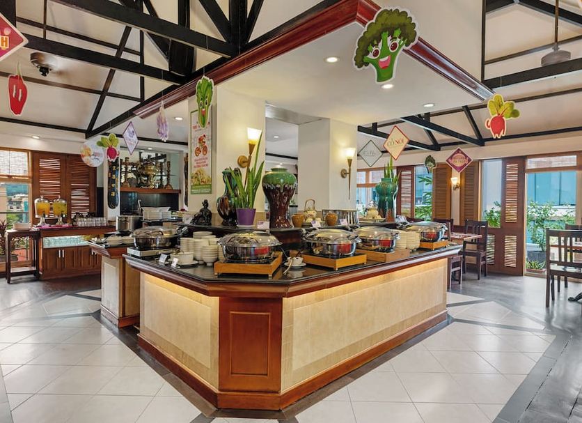 Buffet Photo