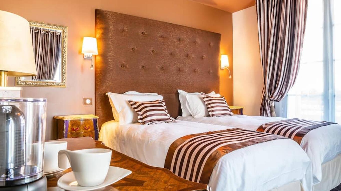 Brit Hotel Privilege Lisieux - La Villa Des Arts