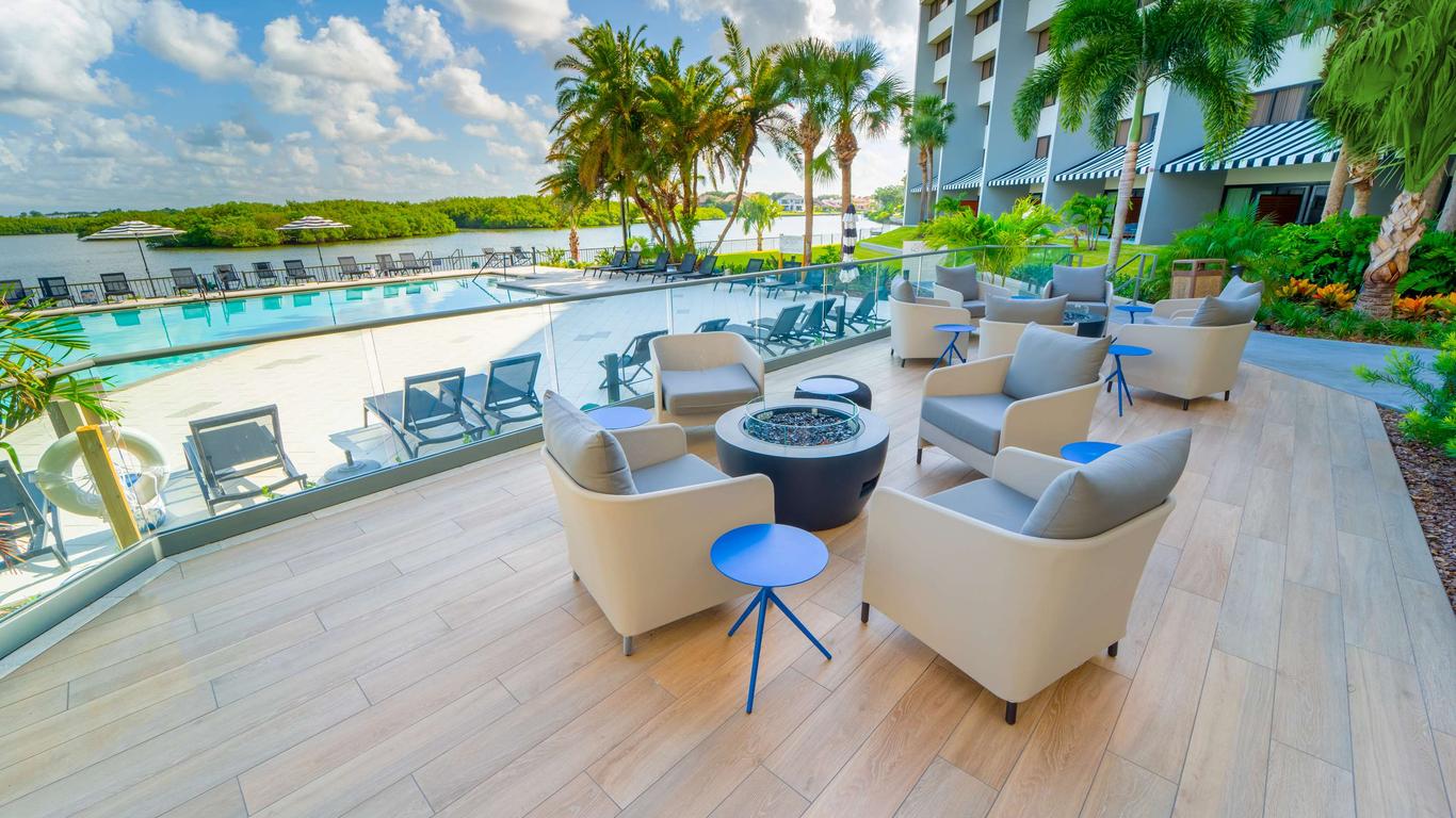 DoubleTree by Hilton Tampa Rocky Point Waterfront