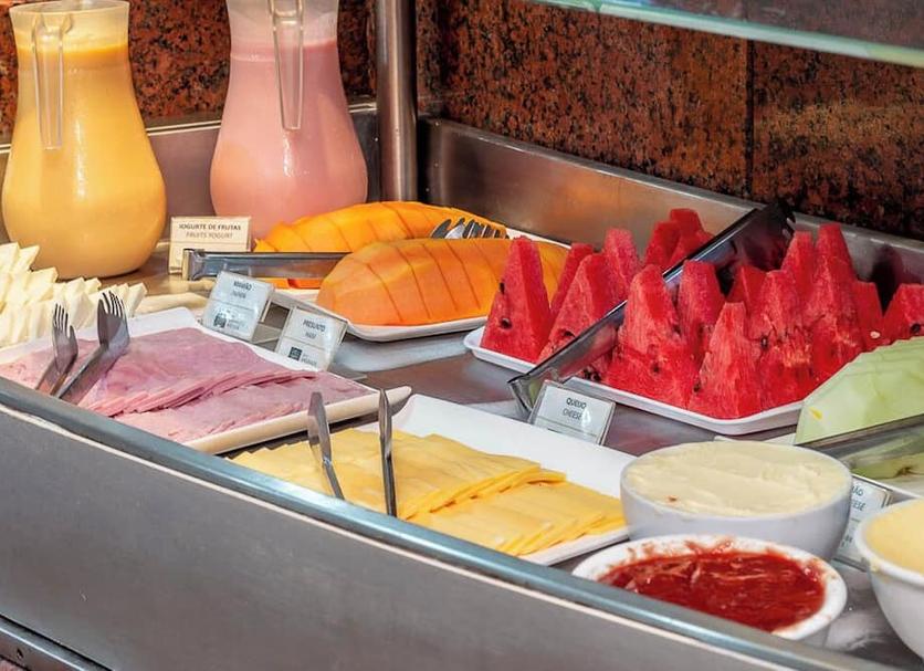 Buffet Photo