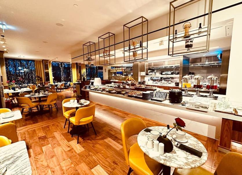 Restaurant Photo