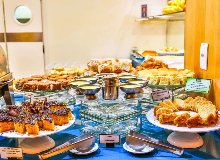 Buffet Photo