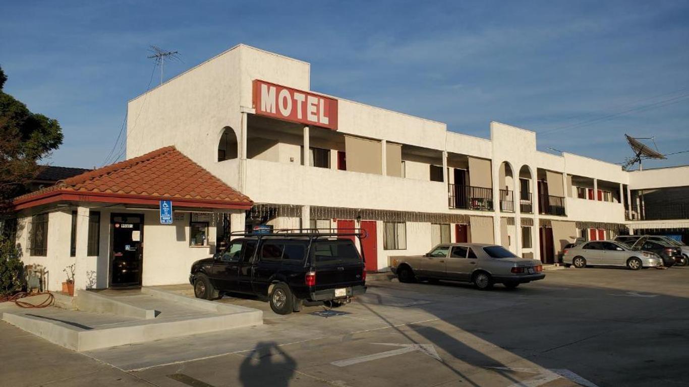 Eunice Plaza Motel