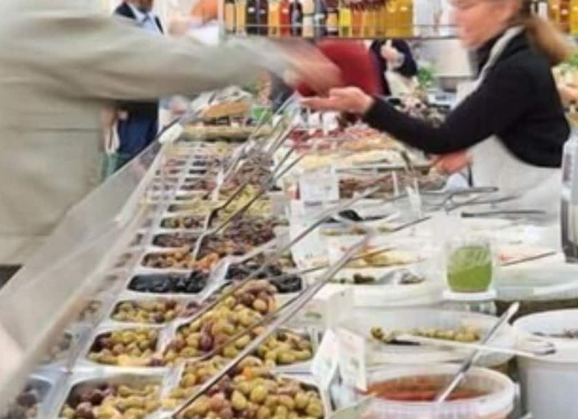 Buffet Photo