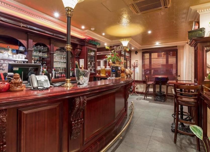 Bar Photo