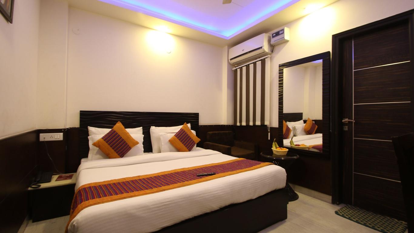 Hotel Hill Palace -Near Karol Bagh Metro Station