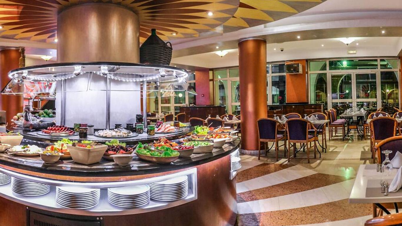 Golden Tulip Carthage Residences