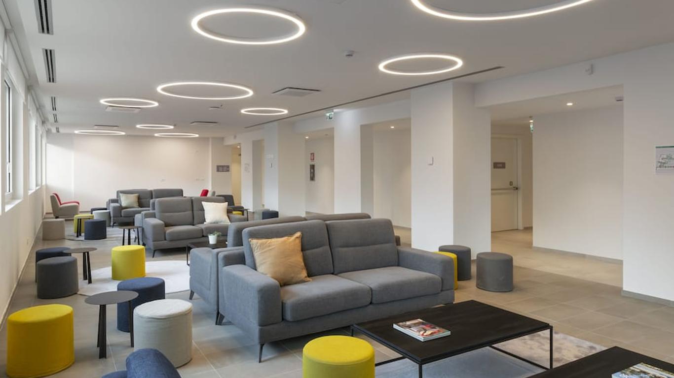 Florentia Living Stays