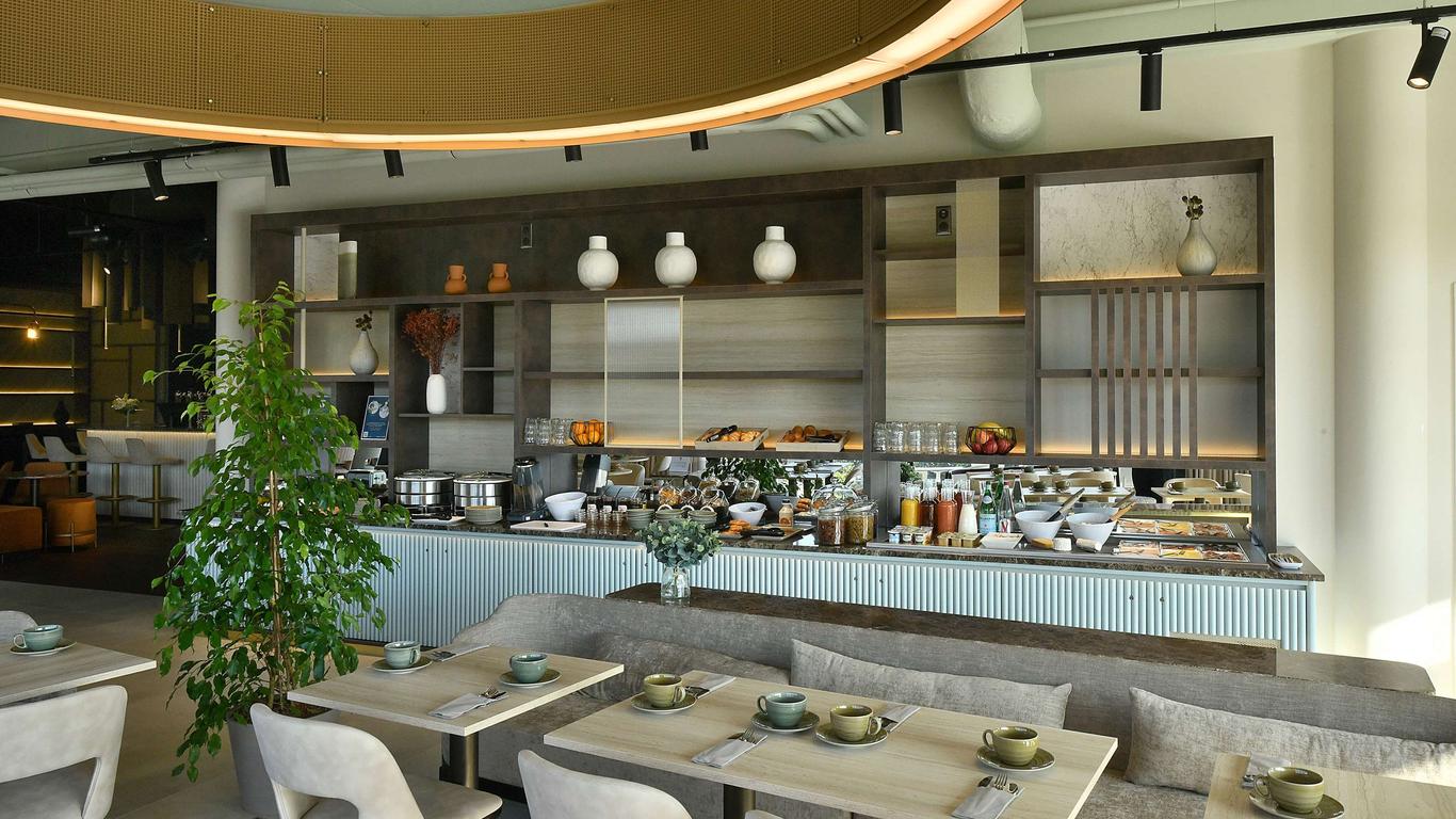 Golden Tulip Reims