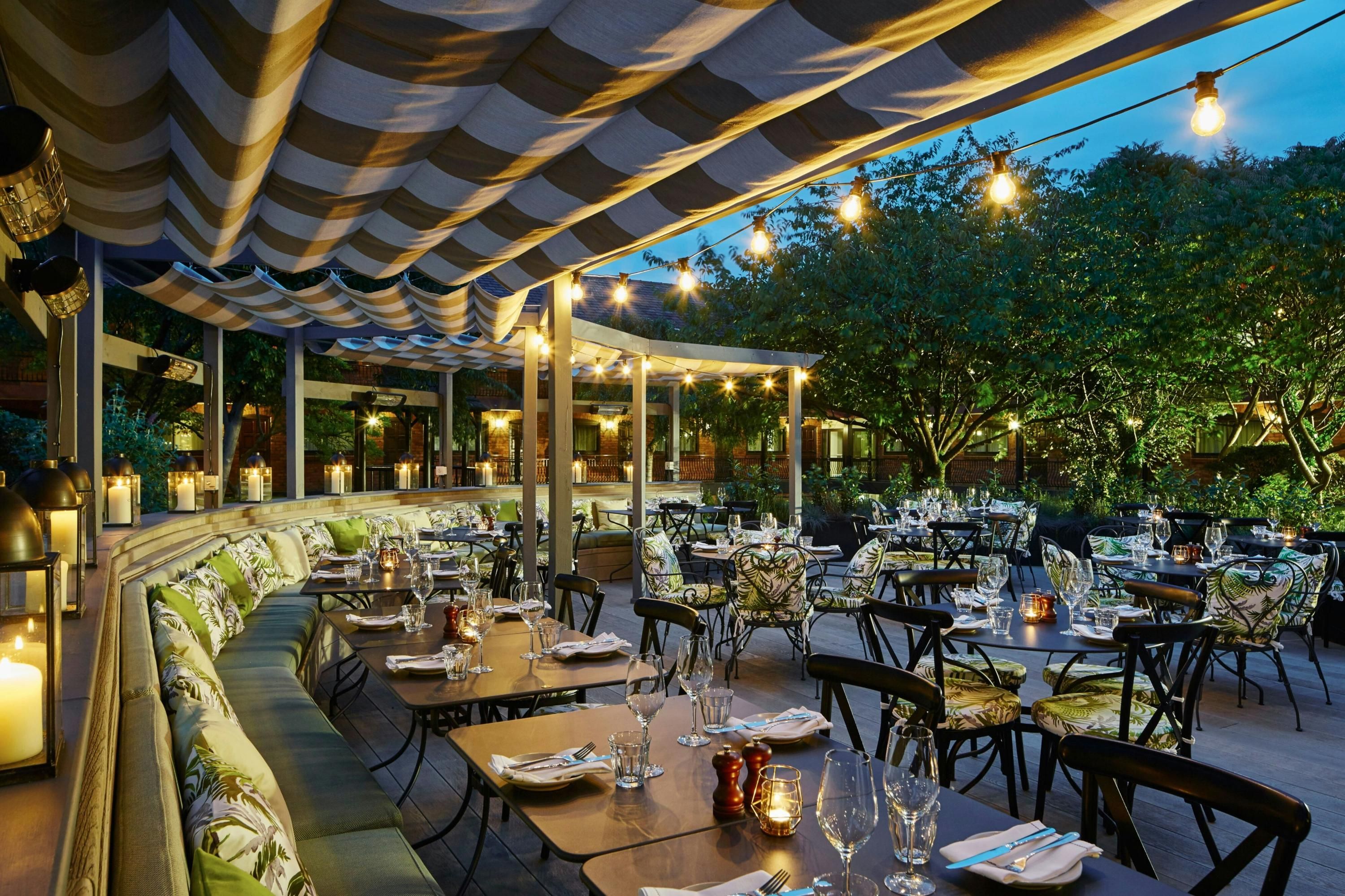 Restaurant Photo