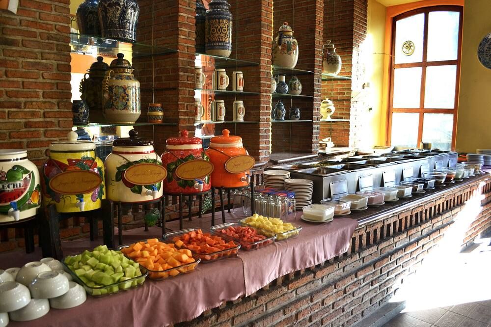 Buffet Photo