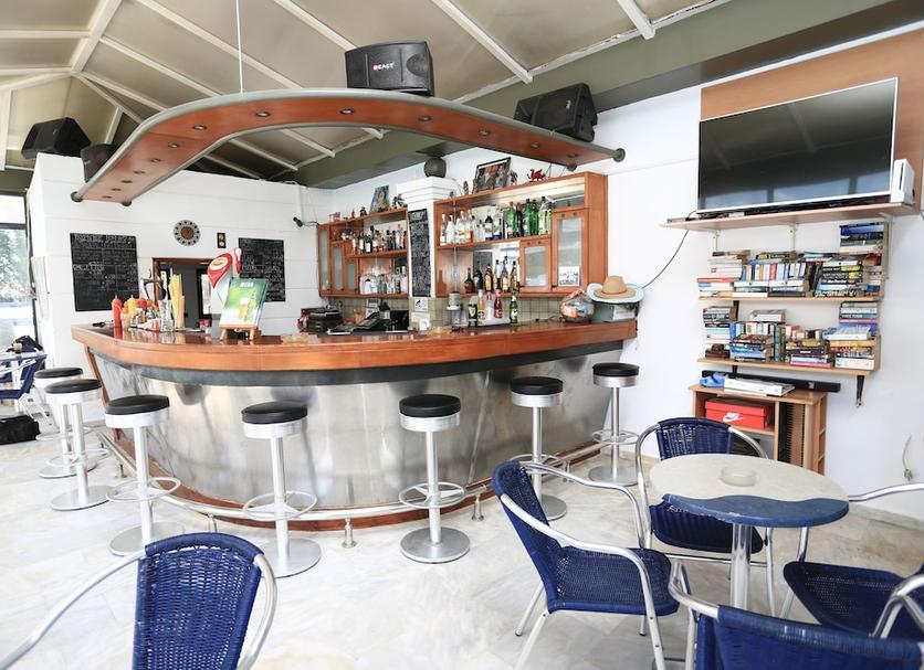 Bar Photo