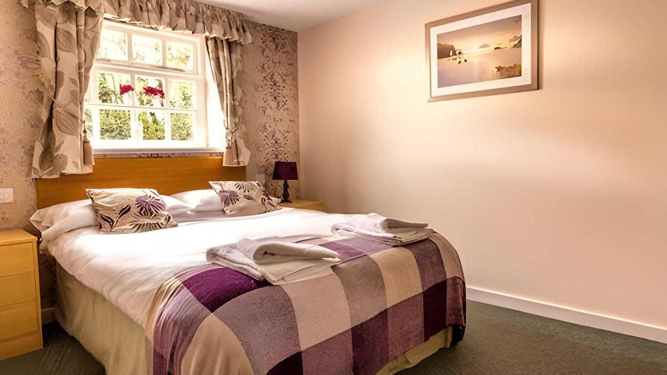 The Greyhound Wigginton