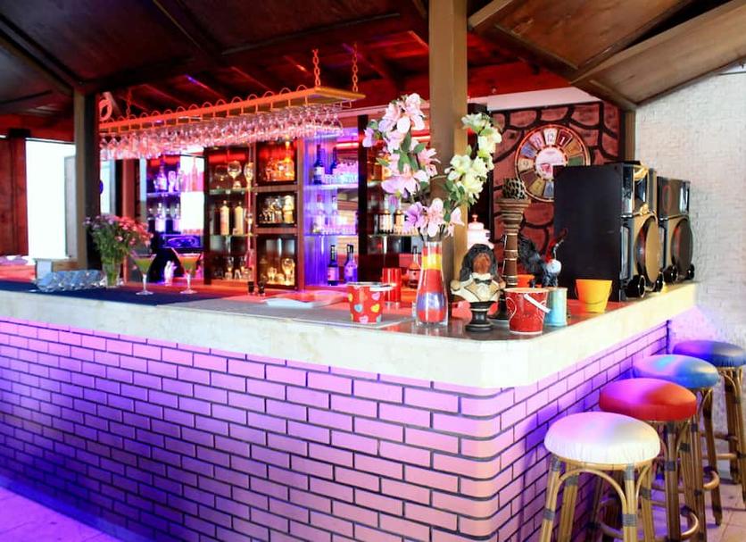 Bar Photo