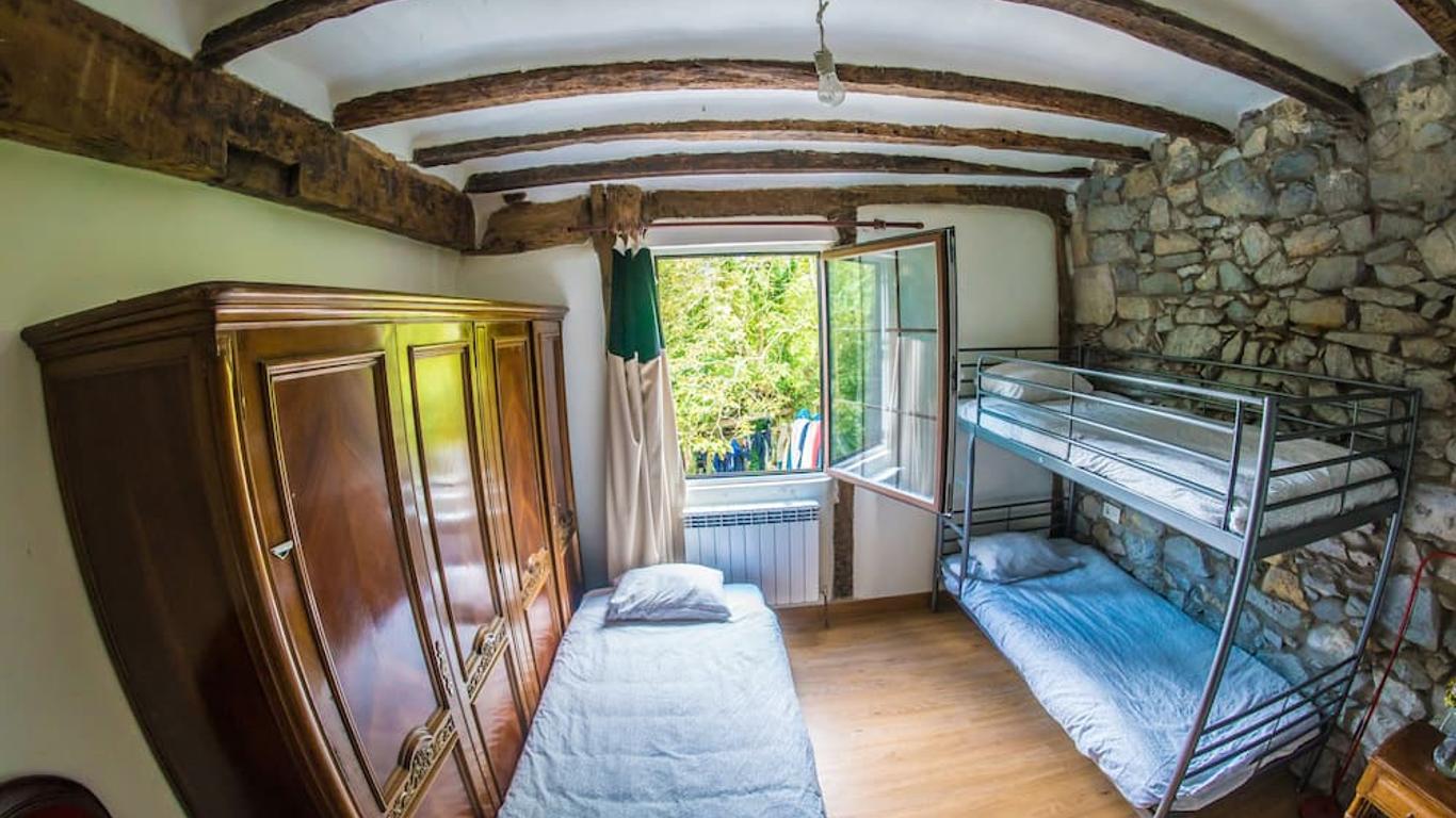 Surf Camp San Sebastian Partyhostel