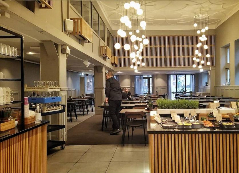 Restaurant Photo