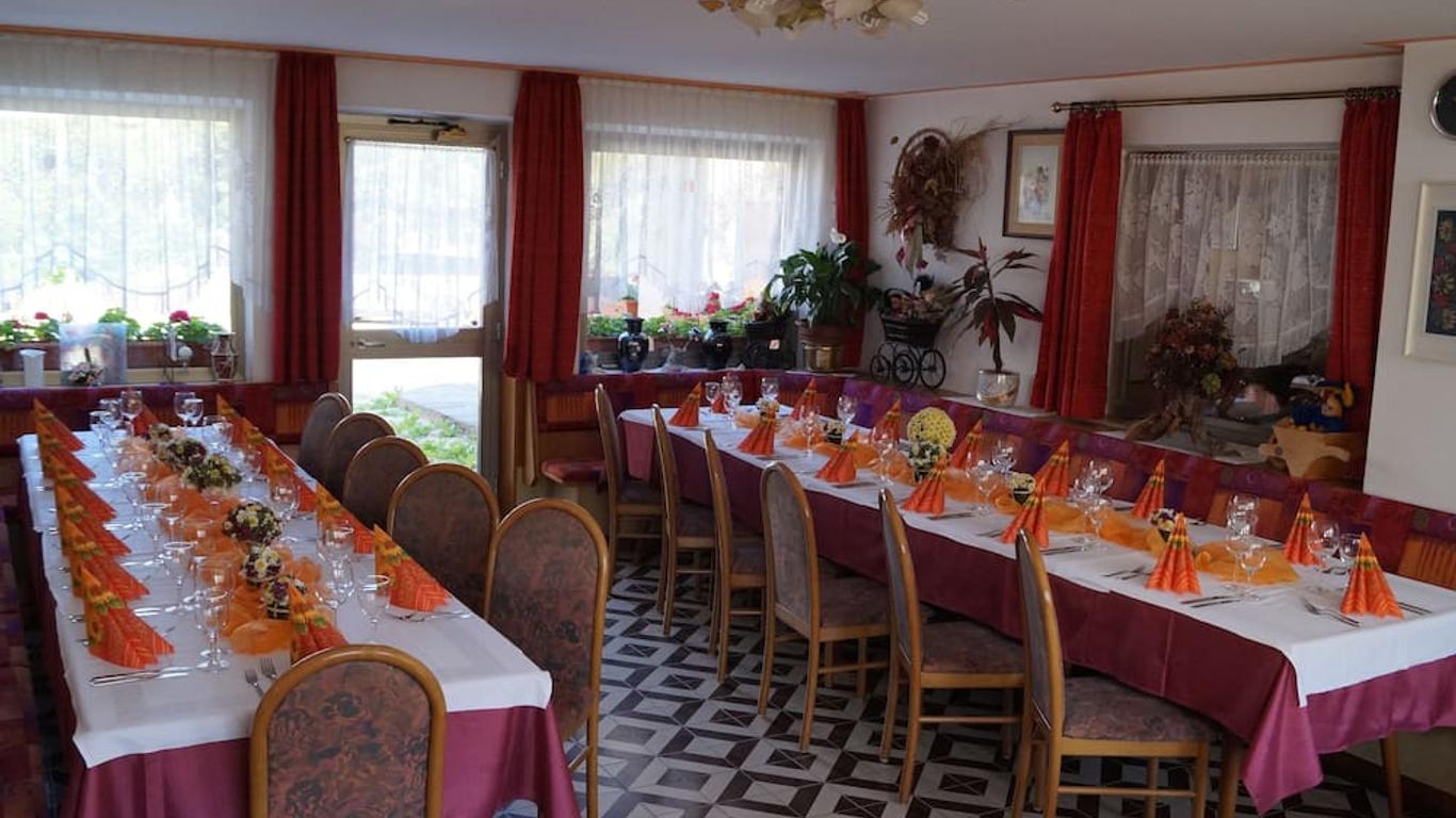 Hotel Roen Ruffre-Mendola