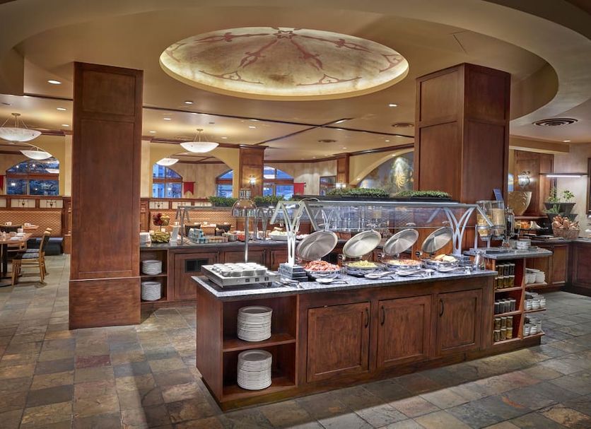 Buffet Photo
