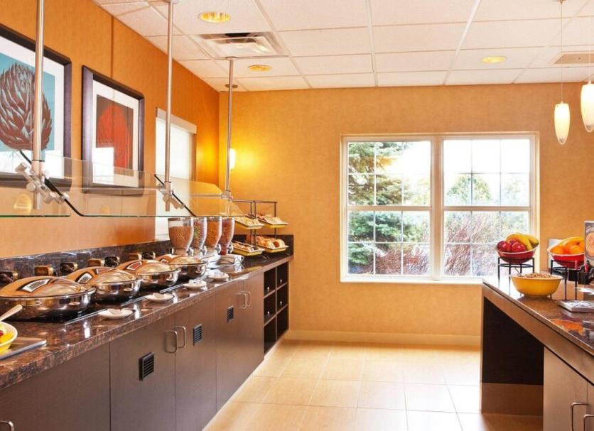 Buffet Photo