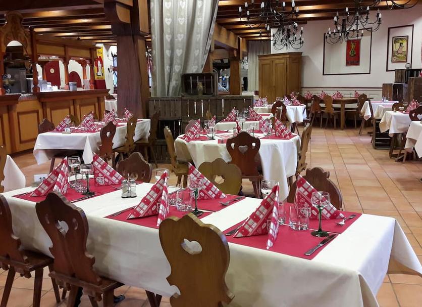 Restaurant Photo