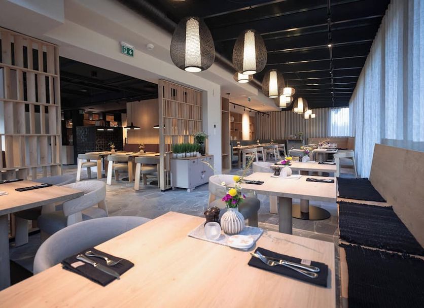 Restaurant Photo