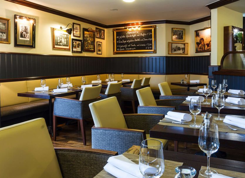 Restaurant Photo