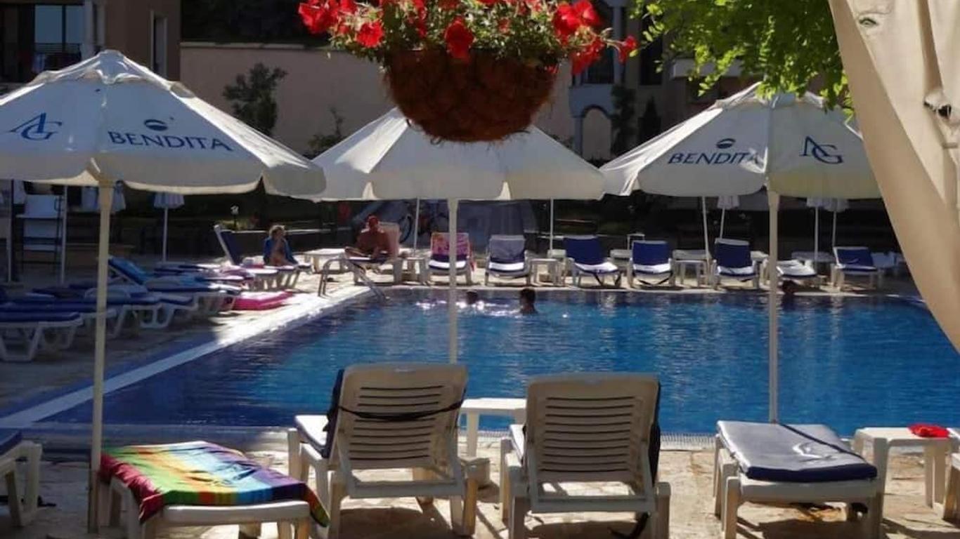 Bendita Mare Aparthotel
