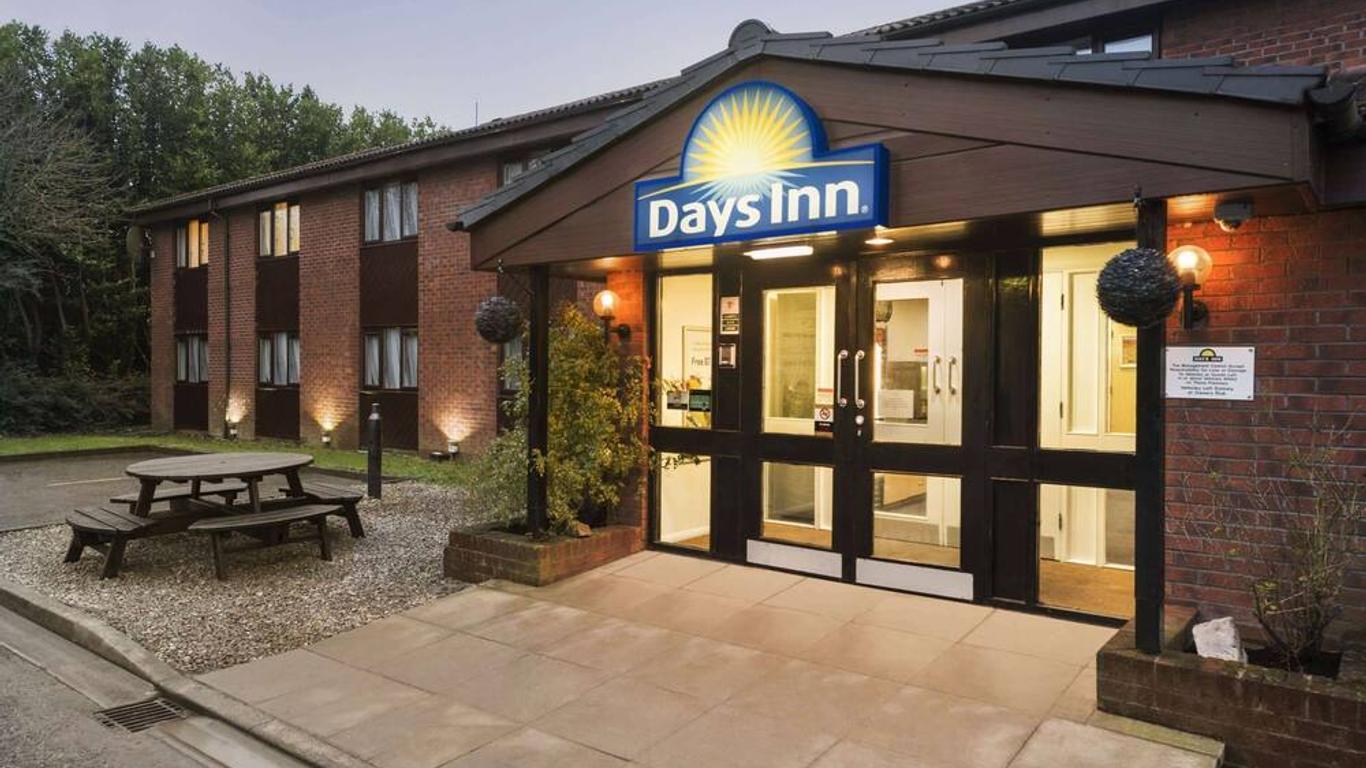Days Inn by Wyndham Bridgend Cardiff M4