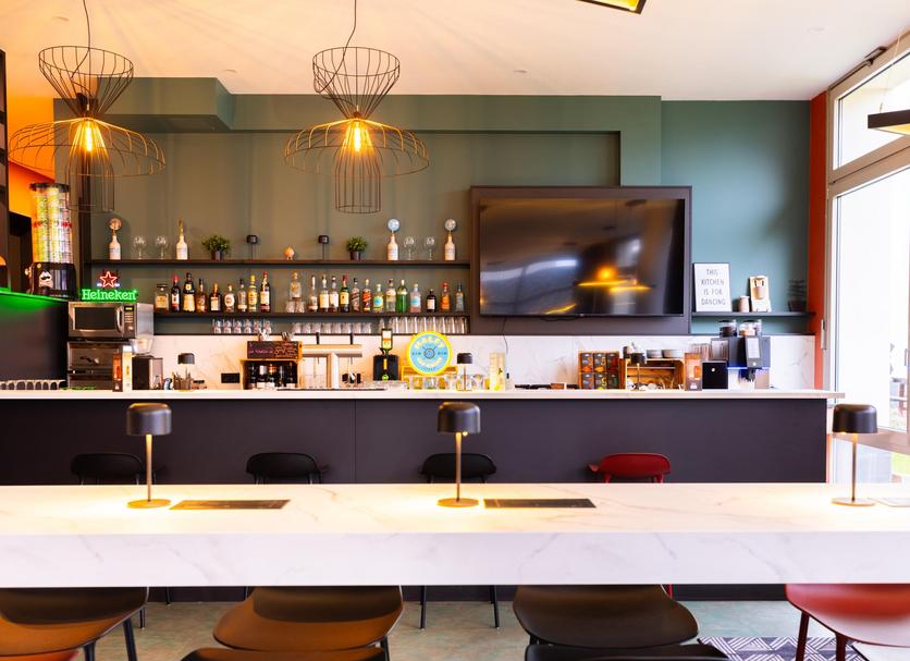 Bar Photo