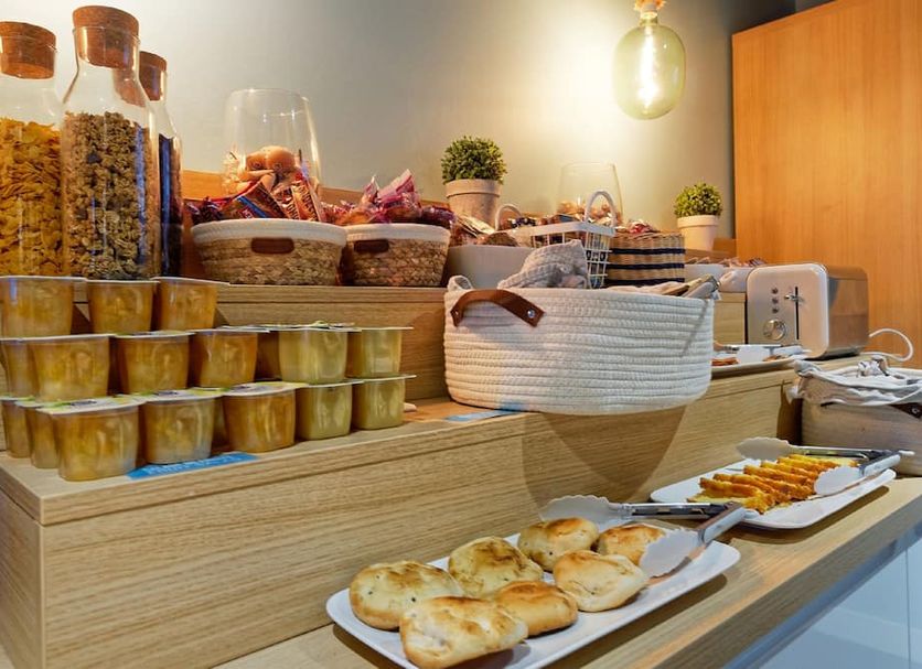 Buffet Photo