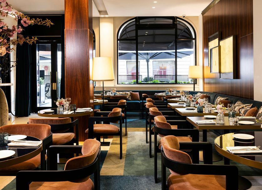 Restaurant Photo