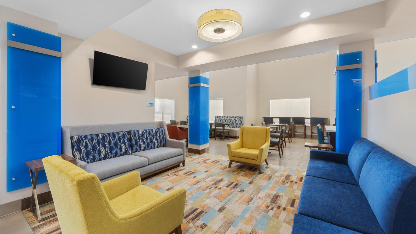 Holiday Inn Express & Suites Houston Nw - Tomball Area