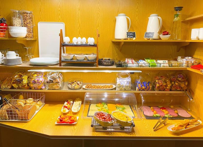 Buffet Photo
