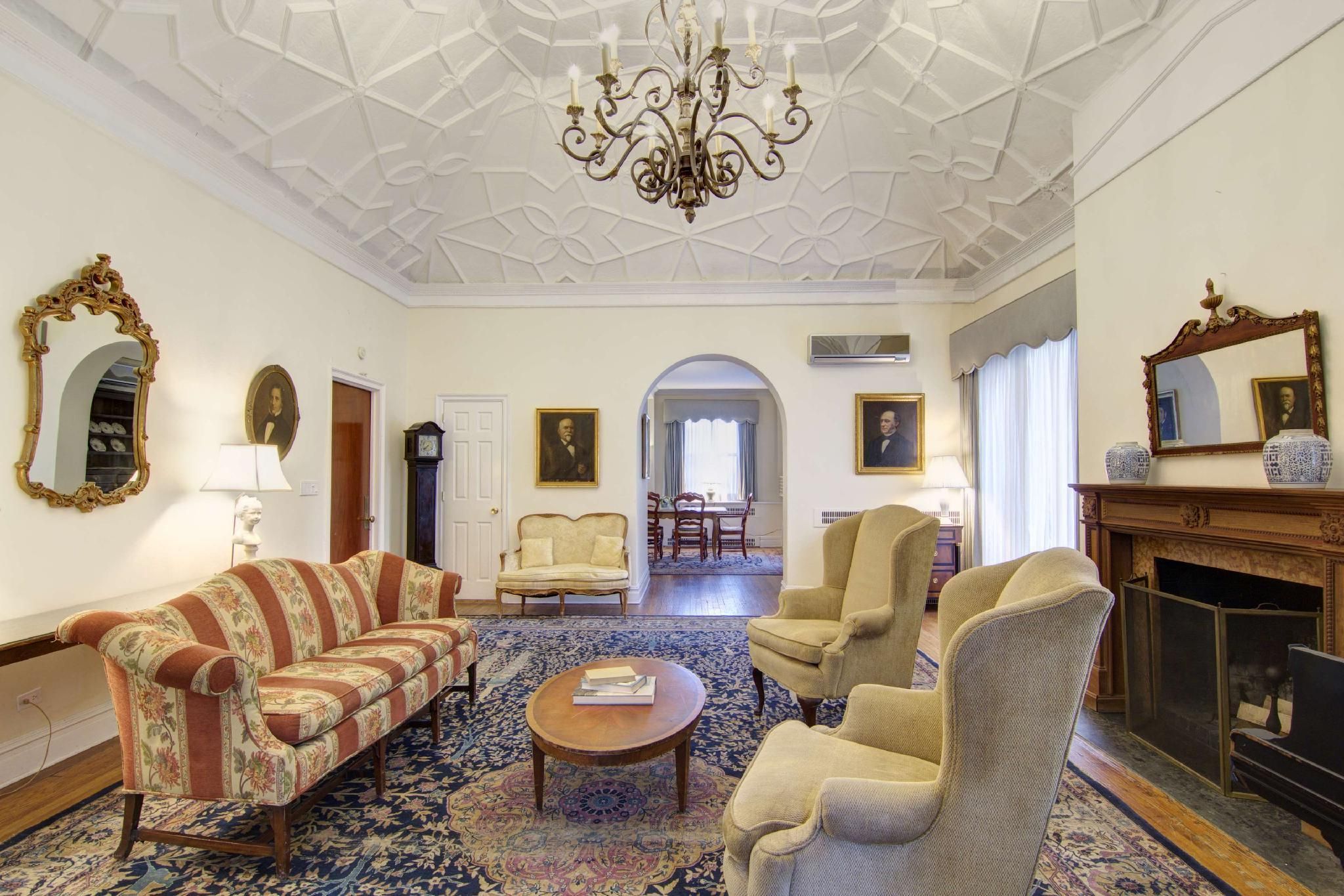 Salon