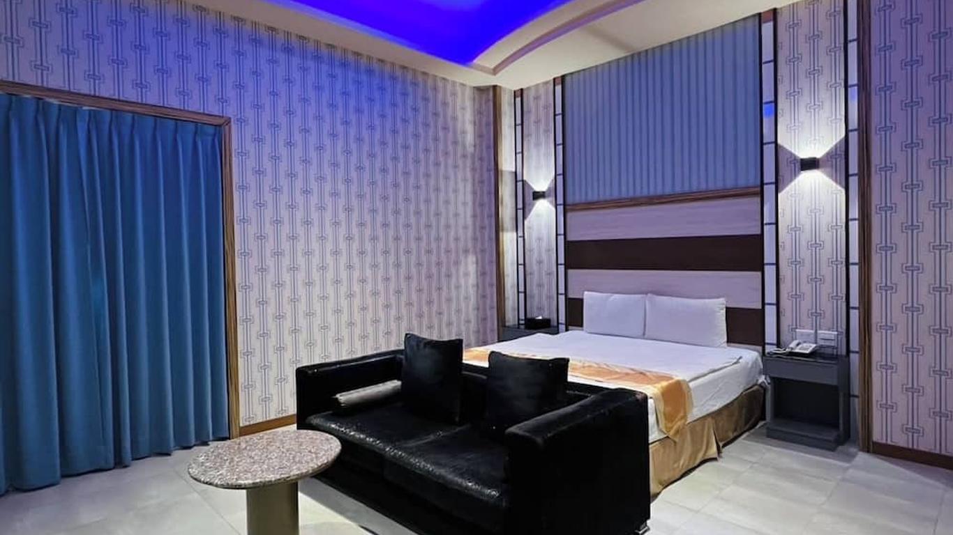 Wei Feng Exquisite Motel Pintung Branch
