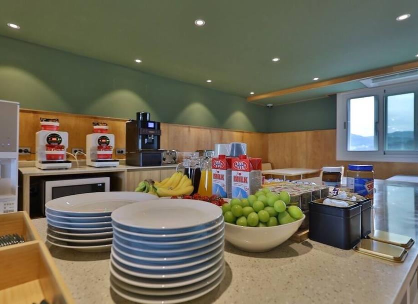 Buffet Photo