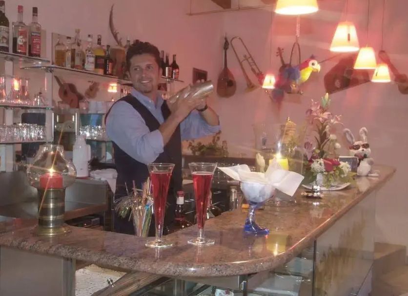 Bar Photo