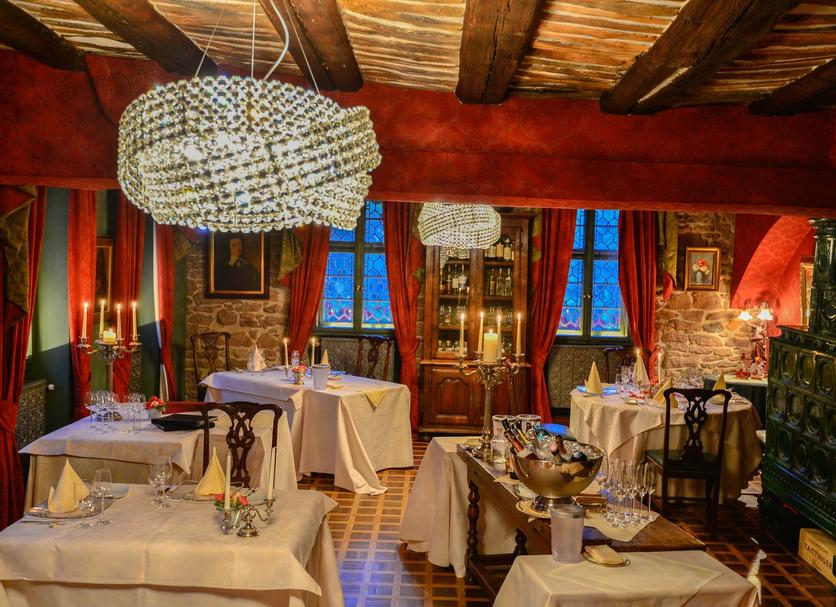 Restaurant Photo